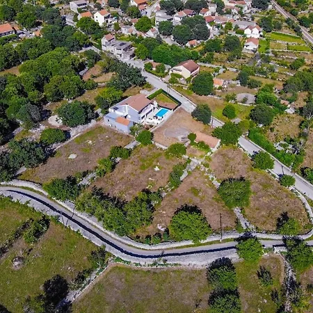 Dom wakacyjny Family Friendly House With A Swimming Pool Primorski Dolac, Zagora - 22653 *